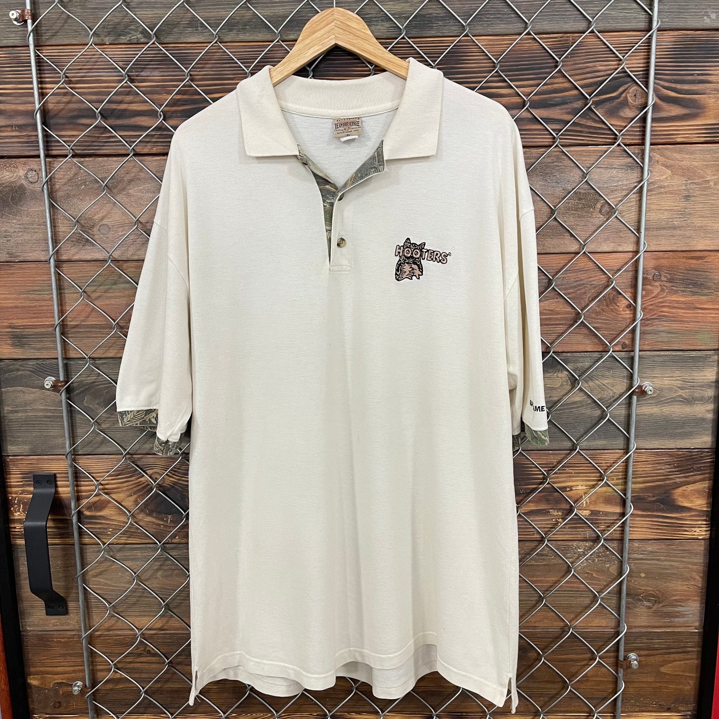 Hooters x Real Tree Camo Polo tee