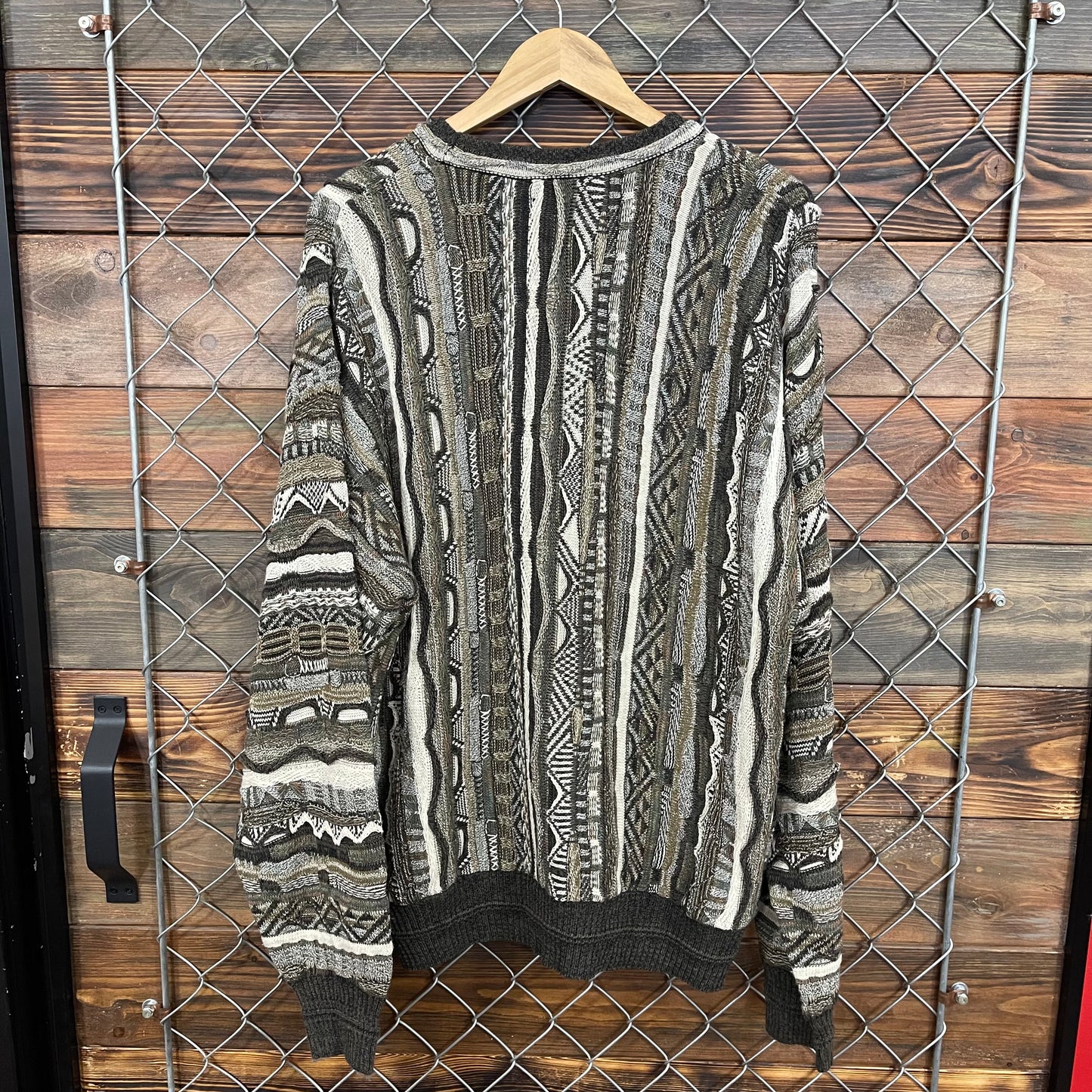 90s Coogie Style Sweater