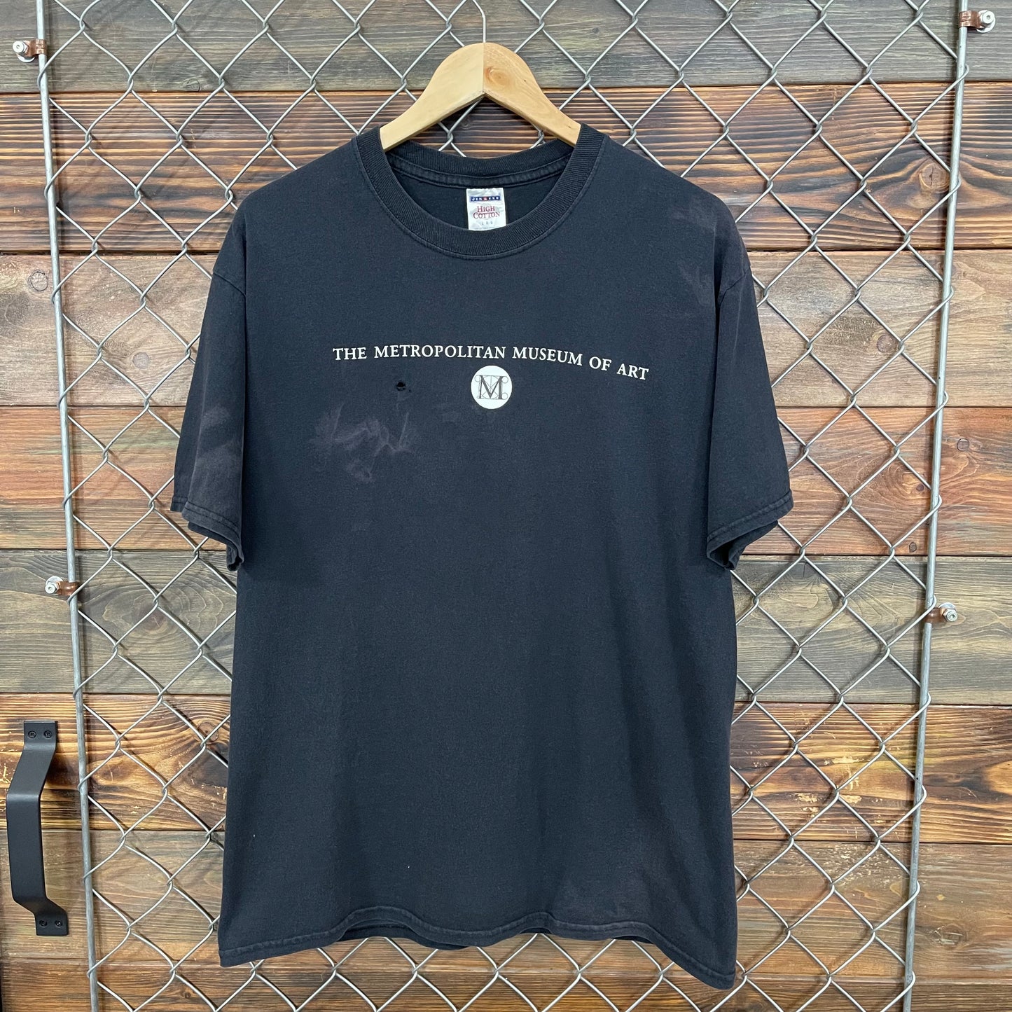 00s The Metropolitan Museum of Art Tee