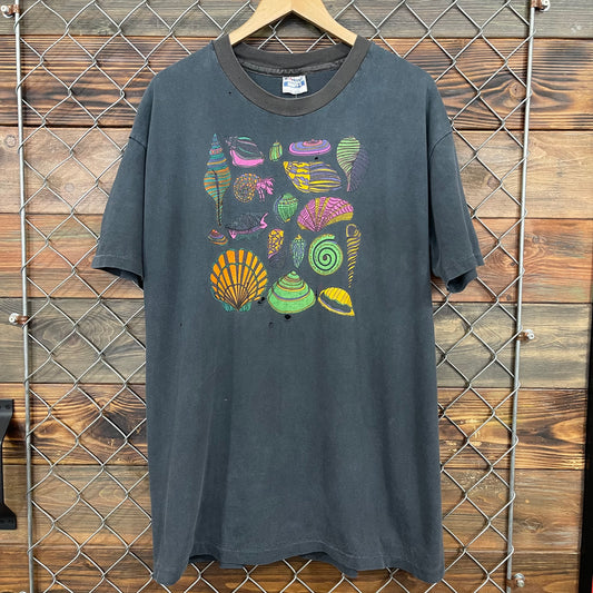 90s Seashells Tee